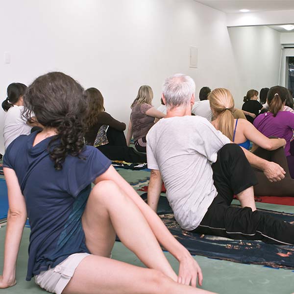 Aula de Yoga - Palas Athena